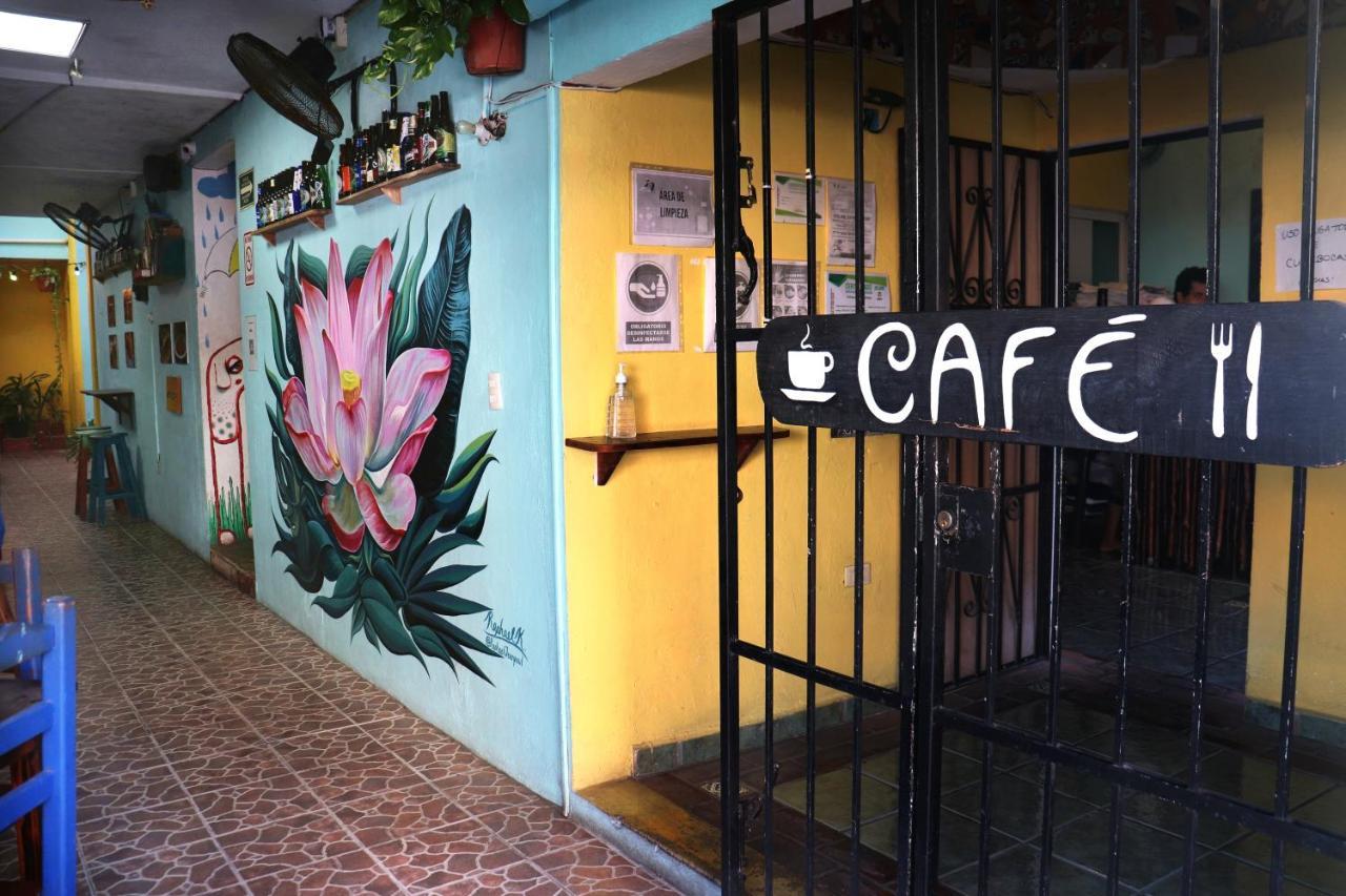 Tres Mundos Hostel Playa del Carmen Exterior photo