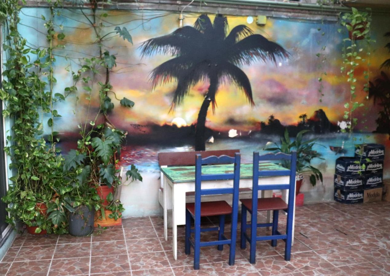 Tres Mundos Hostel Playa del Carmen Exterior photo